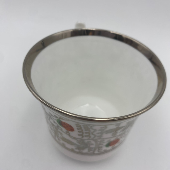 Royal Chelsea Teacup & Saucer 2242A Strawberries Silver - Picture 12 of 12